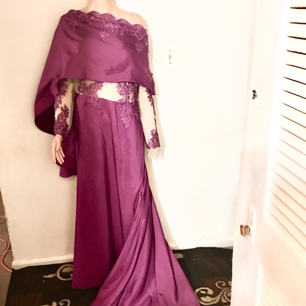 Exquisite Custom Hand sewn Formal Mermaid Style Gown